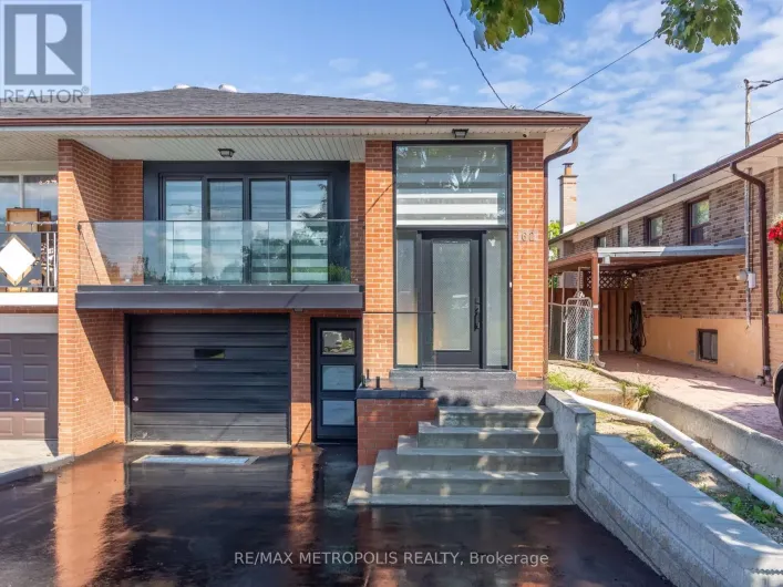 UPPER - 62 DAVELAYNE ROAD, Toronto