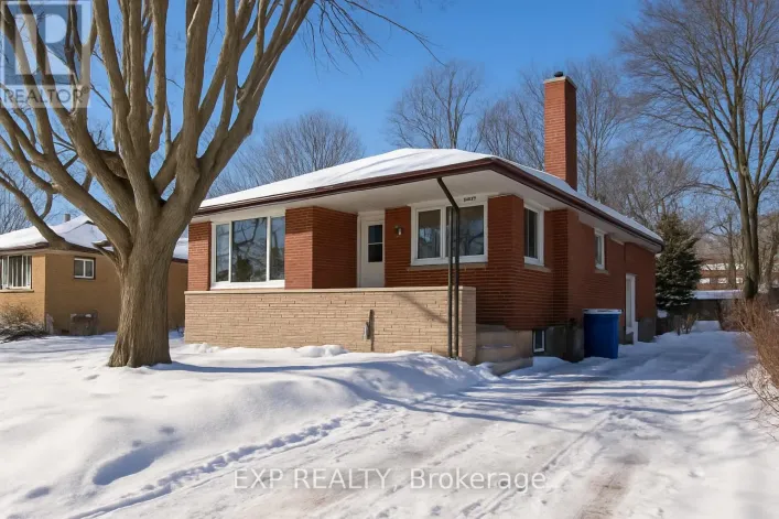 UPPER - 62 HAROLD AVENUE, Kitchener