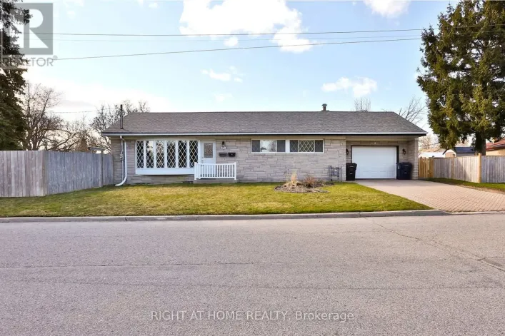 UPPER - 63 PANMURE CRESCENT, Toronto