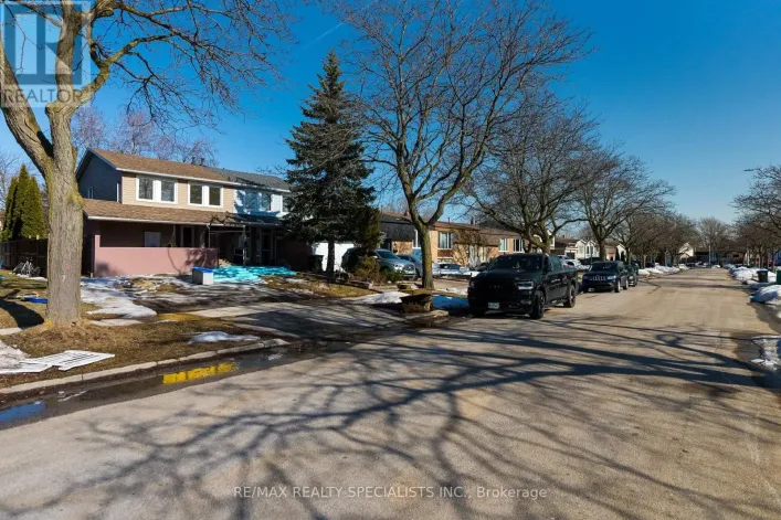 UPPER - 6419 CHAUMONT CRESCENT, Mississauga