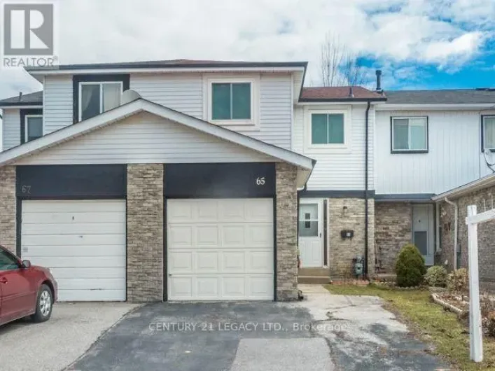 (UPPER) - 65 BRADSTONE SQUARE, Toronto