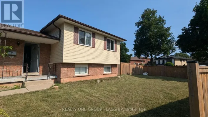 UPPER - 7 GREENING AVENUE, Hamilton
