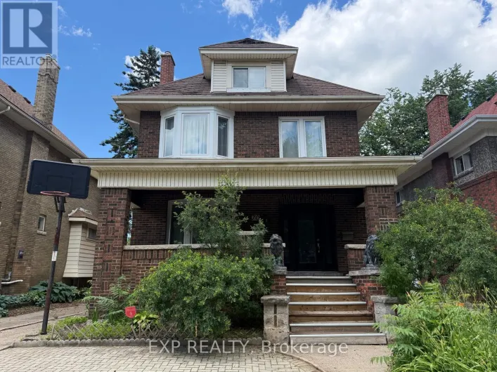 UPPER - 70 PROCTOR BOULEVARD, Hamilton