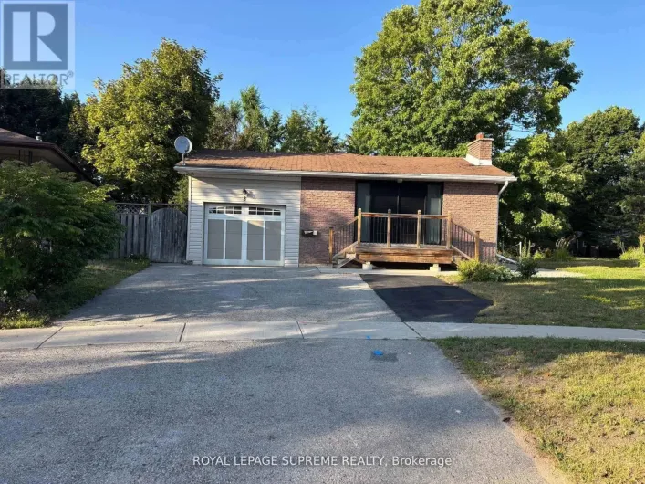 UPPER - 8 REDWOOD COURT, Barrie