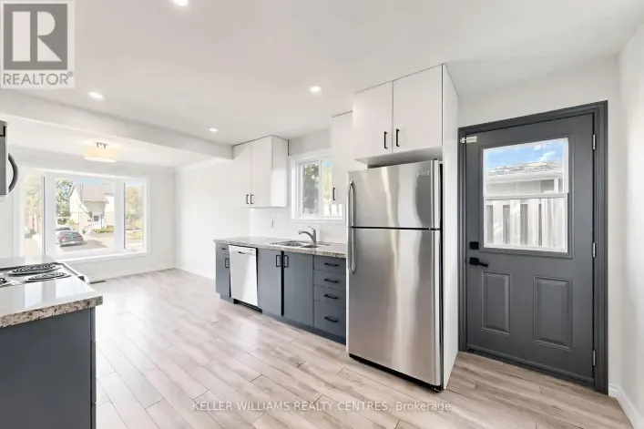 UPPER - 807 GREENFIELD CRESCENT, Newmarket