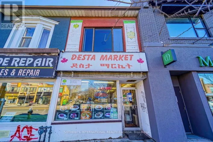 UPPER - 843 DANFORTH AVENUE, Toronto