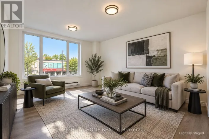 UPPER - 843 DANFORTH AVENUE, Toronto