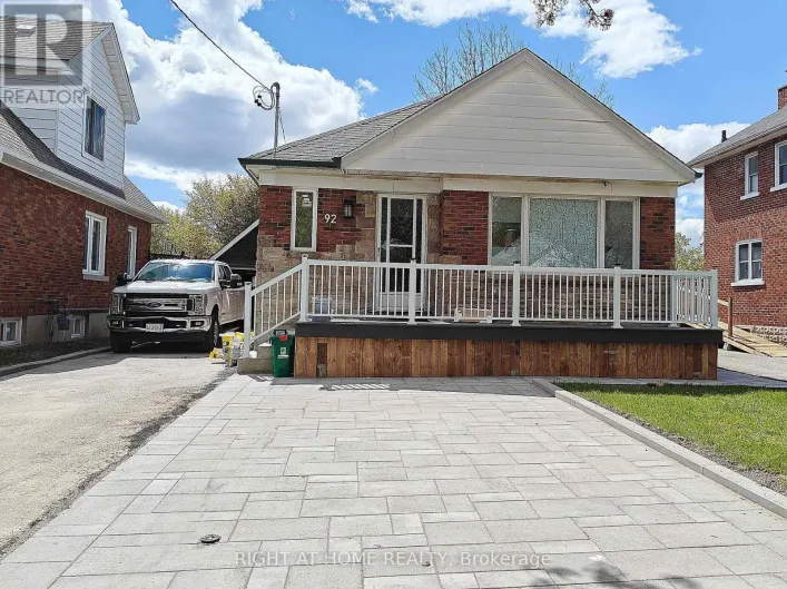 UPPER - 92 CADILLAC AVENUE S, Oshawa