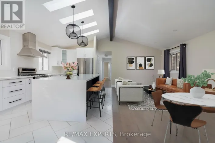 UPPER - 934 BEECHWOOD AVENUE, Mississauga