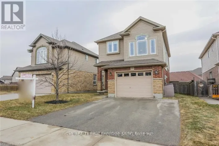 UPPER - 950 OAKCROSSING ROAD, London North