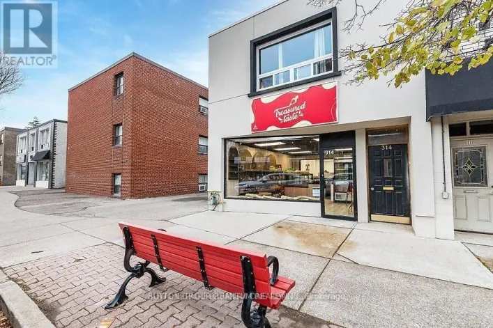 UPPER APT #2 - 314 LAKESHORE ROAD E, Mississauga