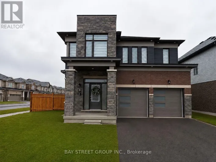 UPPER FLOOR - 163 TERRY FOX DRIVE ROAD, Barrie