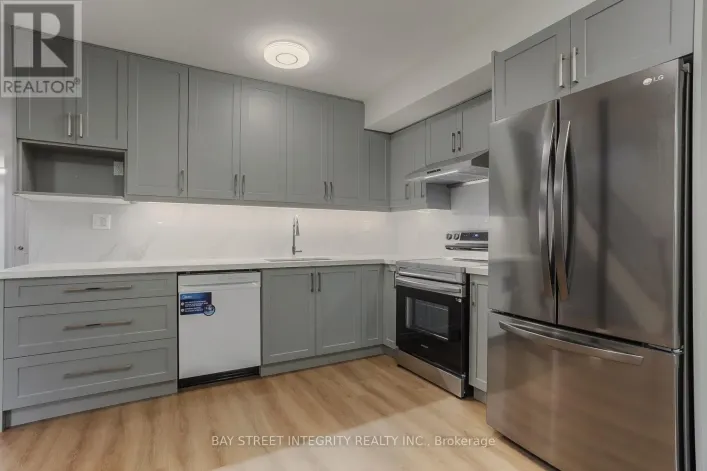 UPPER FLOOR - 19 D'ARCY STREET, Toronto