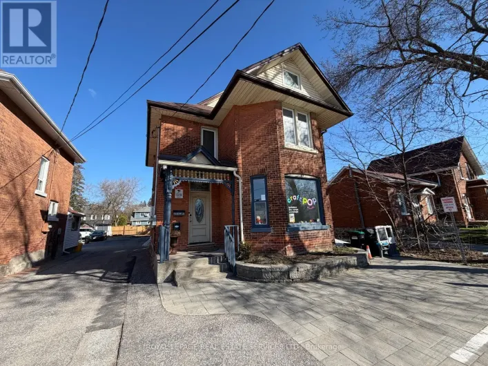 UPPER LEVEL - 100 ESSA ROAD, Barrie
