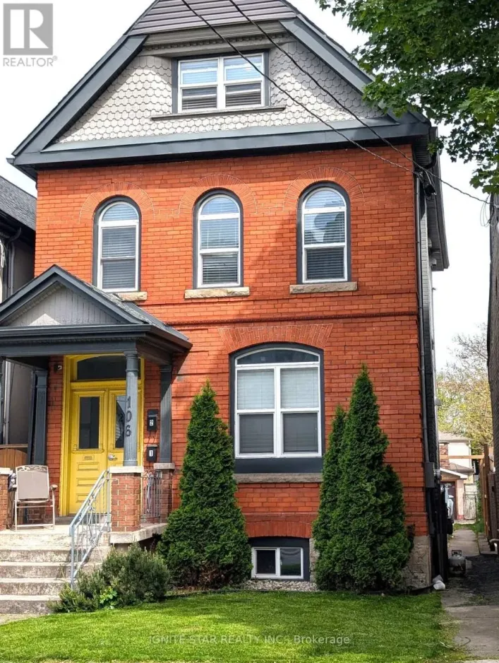 UPPER LEVEL - 106 WEST AVENUE N, Hamilton