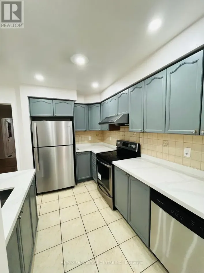 UPPER LEVEL - 48 HERDWICK STREET, Brampton