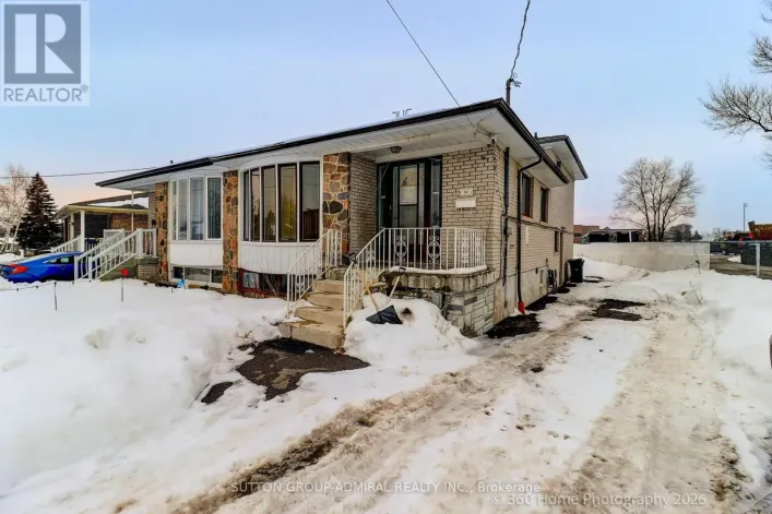 UPPER LEVEL - 50 HUCKNALL ROAD, Toronto