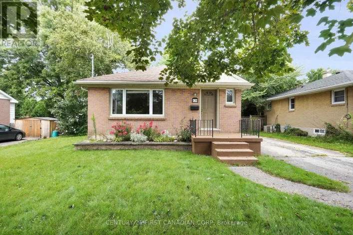 UPPER LEVEL - 638 TENNENT AVENUE, London North