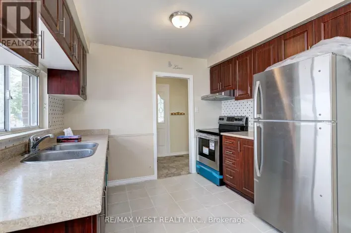 UPPER LVL - 18 GLENFOREST ROAD, Brampton