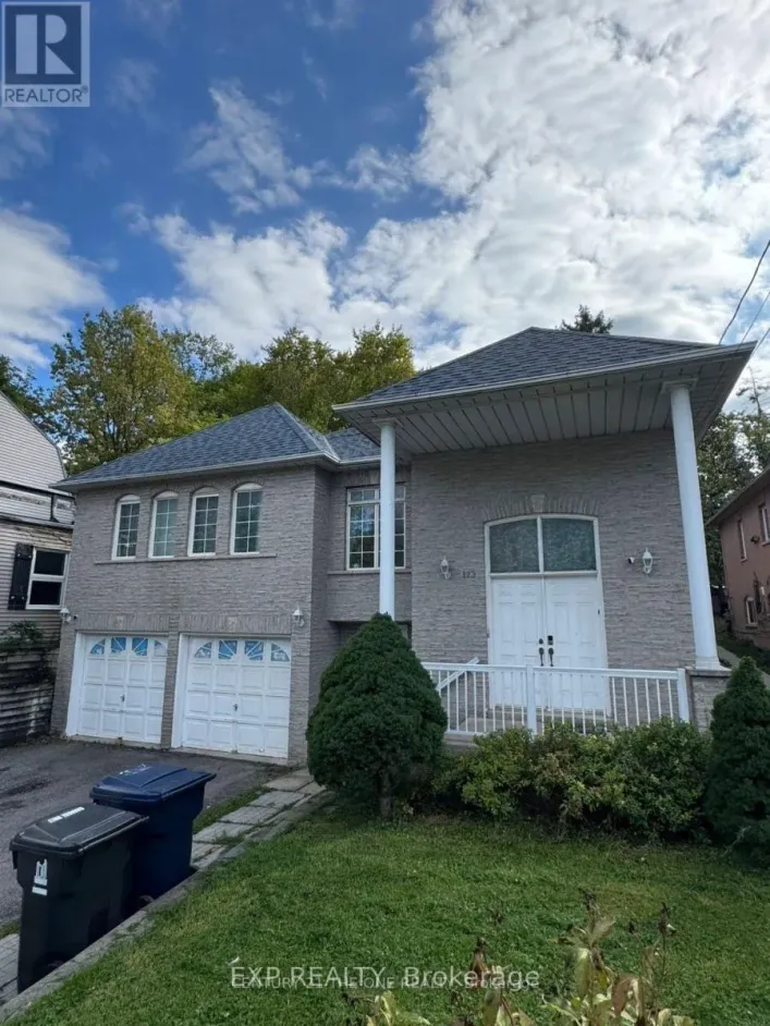 UPPER ROOM 1 - 123 STEELES AVENUE E, Toronto