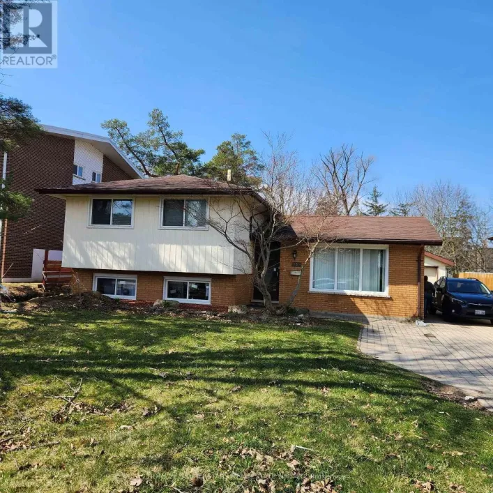 UPPER UNIT - 139 MACGREGOR CRESCENT, Waterloo