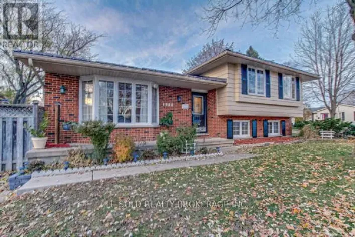 UPPER UNIT - 1653 MILESTONE ROAD, London North