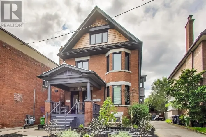UPPER UNIT - 2ND/3RD - 27 ST JOHNS ROAD, Toronto
