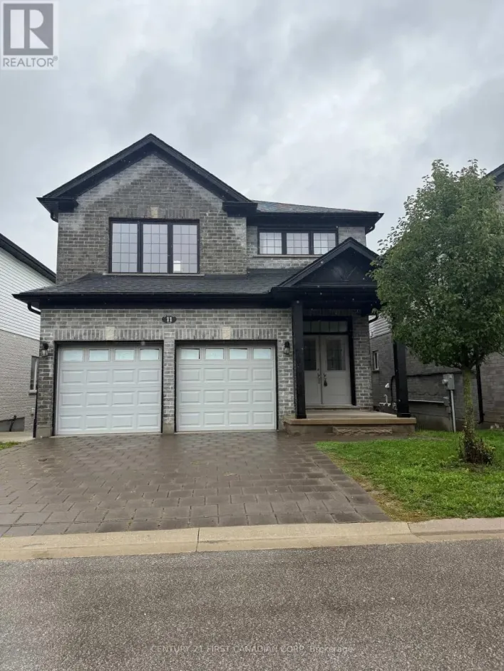 UPPER#11 - 2619 SHEFFIELD BOULEVARD, London South