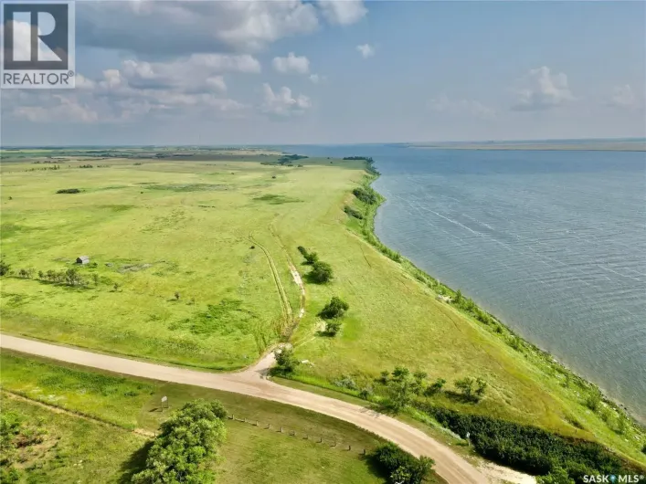 Unknown for sale: Waterfront Opportunity Near Spring Bay - 146 acres, Last Mountain Lake
