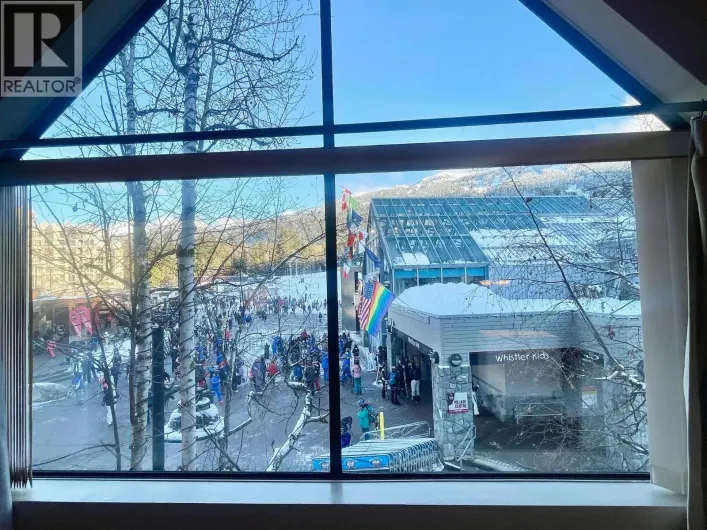 Week 13 906-4293 MOUNTAIN SQUARE, Whistler