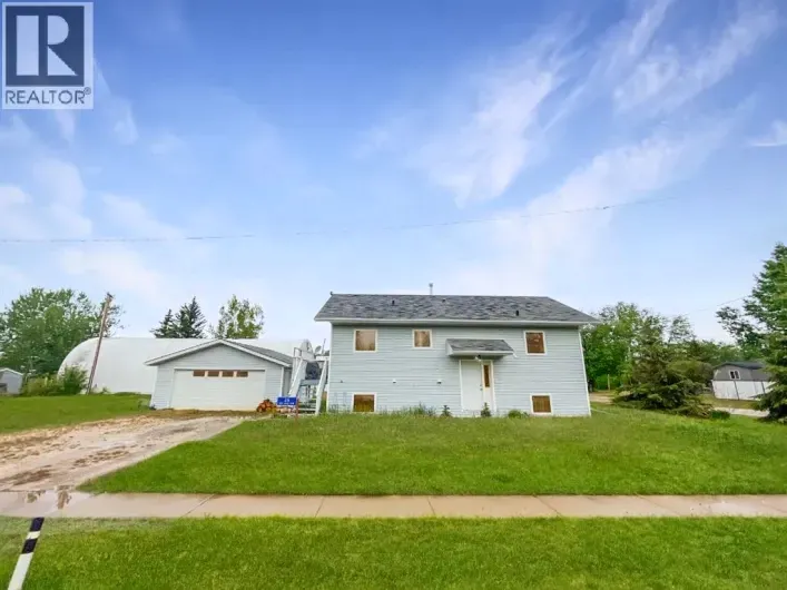 House for sale: 26, 1st Avenue SW, Joussard