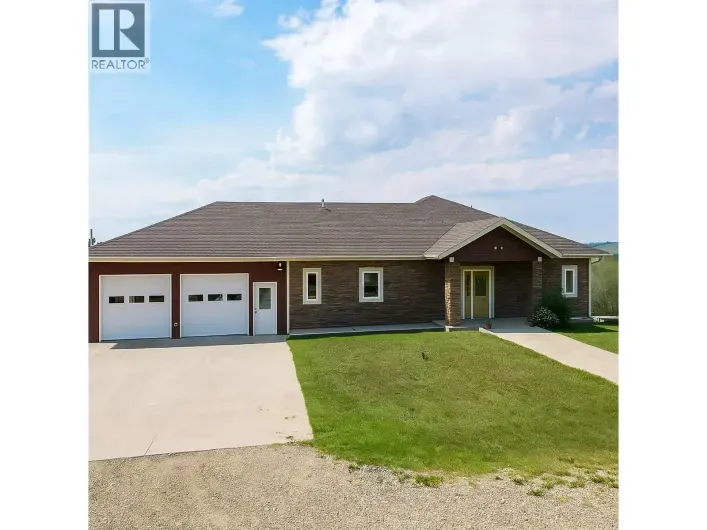 House for sale: 408 Briar Ridge Road, Pouce Coupe