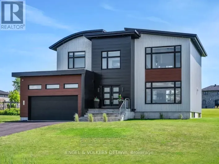 House for sale: 46 FOREST HILL ROAD, South Stormont