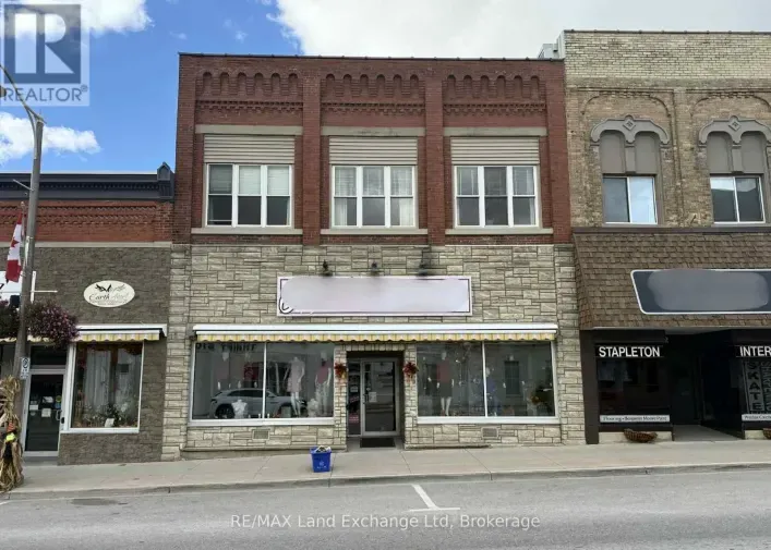 208 JOSEPHINE STREET, North Huron