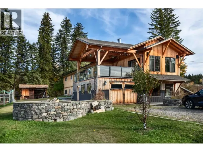 House for sale: 1325 CHIMNEY VALLEY ROAD, Williams Lake