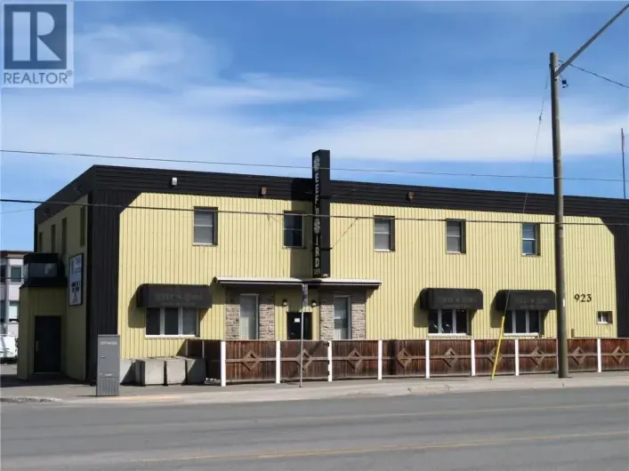 921-923 Lorne Street, Sudbury