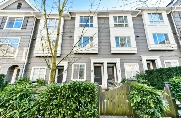 Row / Townhouse for sale: 16 14955 60 AVENUE, Surrey