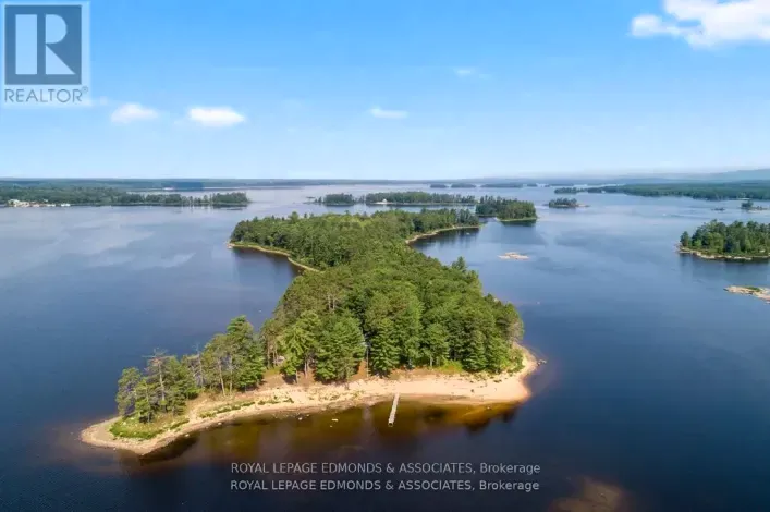 House for sale: 0 WABEWAWA ISLAND, Petawawa