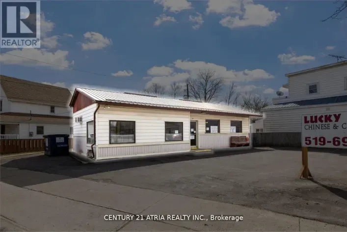 81 LONDON ROAD, Chatham-Kent