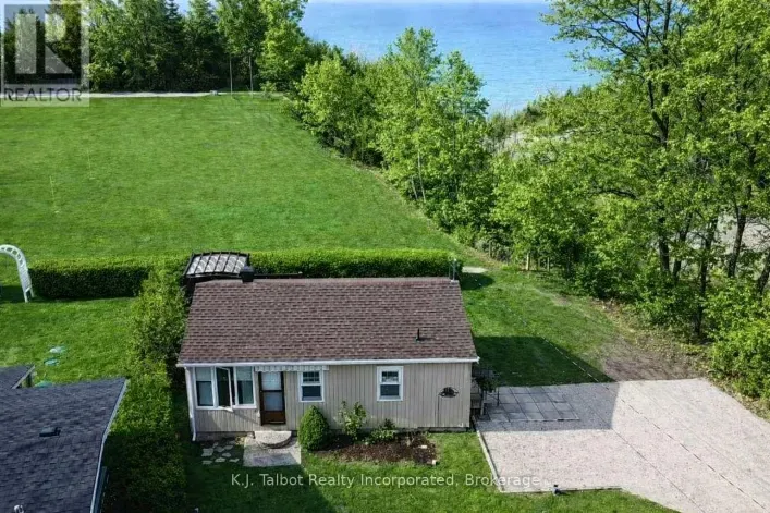 House for sale: 9 RAVINE PARK ROAD N, Central Huron