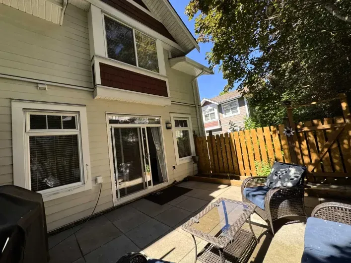 Row / Townhouse for sale: 19 2689 PARKWAY DRIVE, Surrey