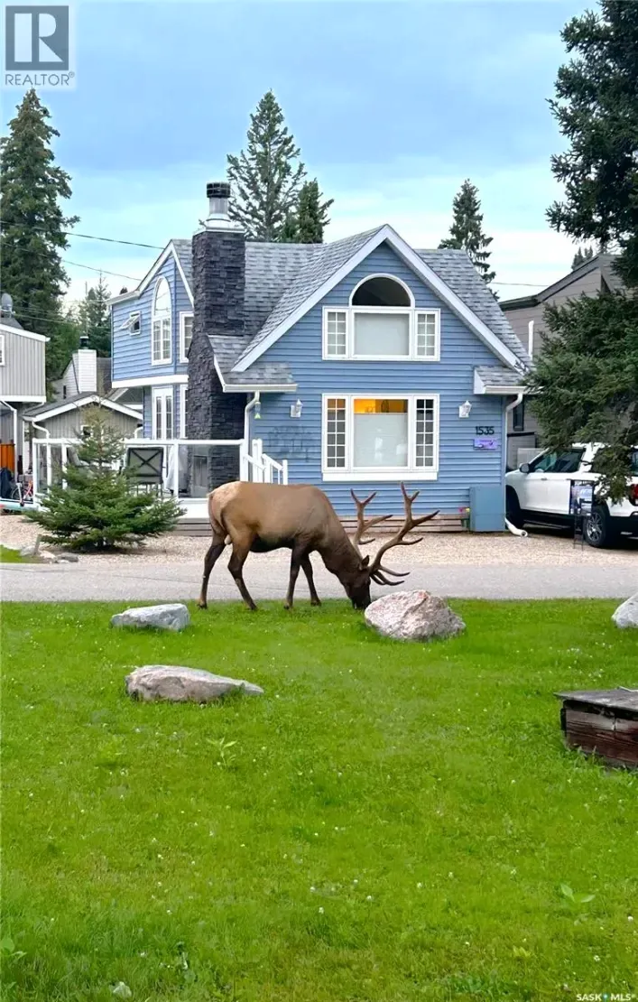 House for sale: 1535 Pelican-40Ft Lot-Waskesiu Lake, Prince Albert National Park