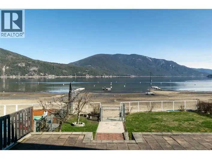 House for sale: 4751 75 Avenue NE Lot# 2, Salmon Arm