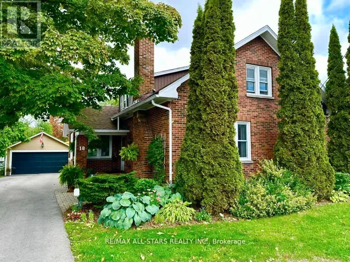 House for sale: 18 JOSEPH STREET, Kawartha Lakes