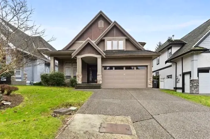 House for sale: 12038 59 AVENUE, Surrey
