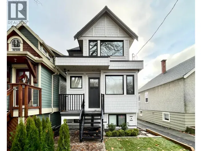 House for sale: 162 E 43RD AVENUE, Vancouver