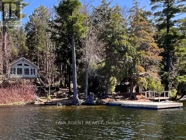 House for sale: 25 GOODS ISLAND, Frontenac
