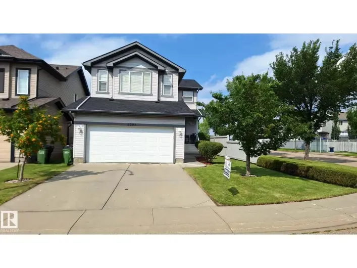 House for sale: 8704 175 AV NW, Edmonton