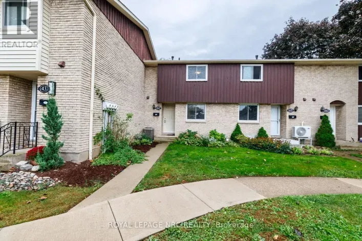Row / Townhouse for sale: 44 - 50 LAKESHORE ROAD, St. Catharines