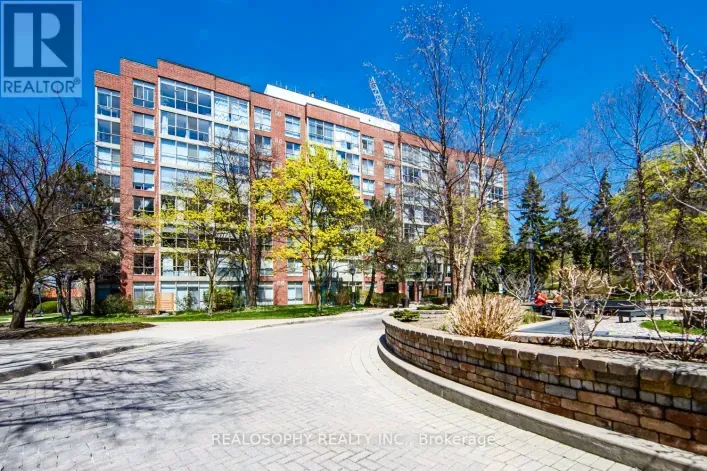 Apartment for sale: 756 - 24 SOUTHPORT STREET, Toronto